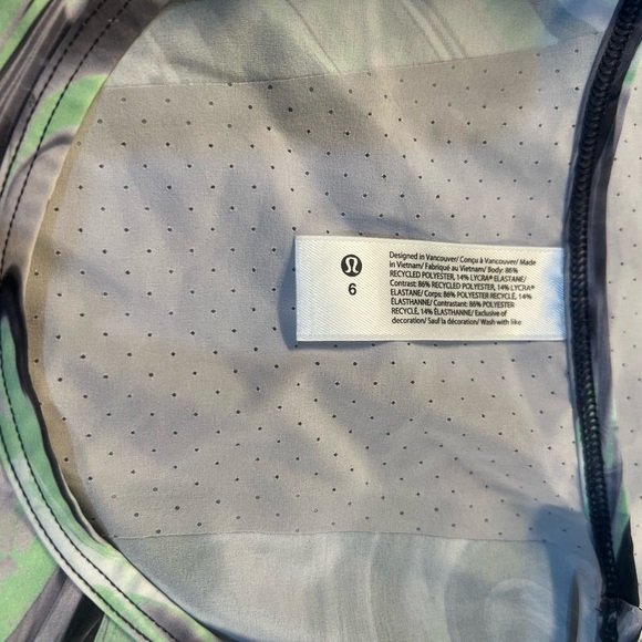 Lululemon Swift running tank sz 6. - Picture 5 of 5